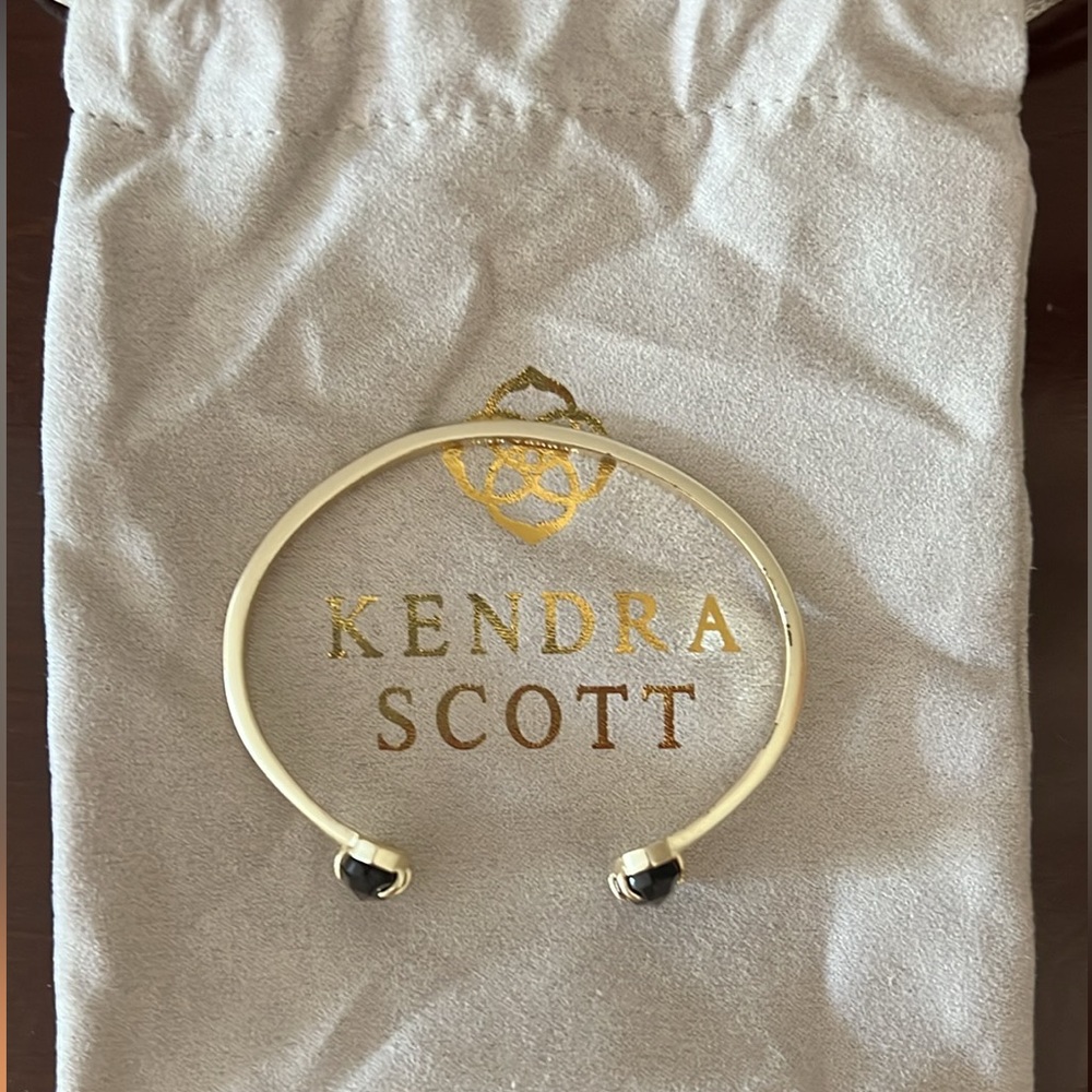 Kendra Scott Edie Cuff Bracelet Black Onyx and Gold - Picture 7 of 7